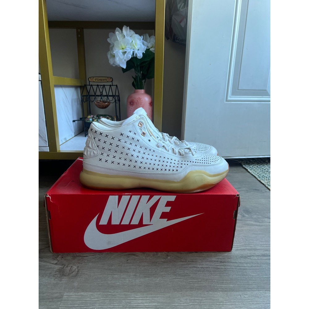 Nike Kobe 10 EXT Men's White Gum 802366-100 Size 13